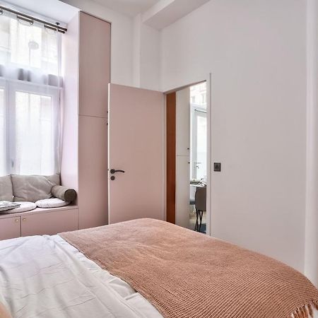 New Eiffel Tour ! Splendid Apartments In The Heart Of Paris Exteriör bild